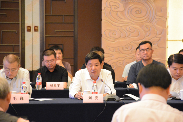 刘亮出席华能晋北清洁能源外送基地2×1000MW煤电项目可行性研究报告评审会