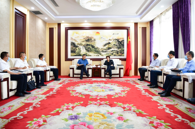 吴秀玲与山西建投集团总经理徐忠和举行工作座谈