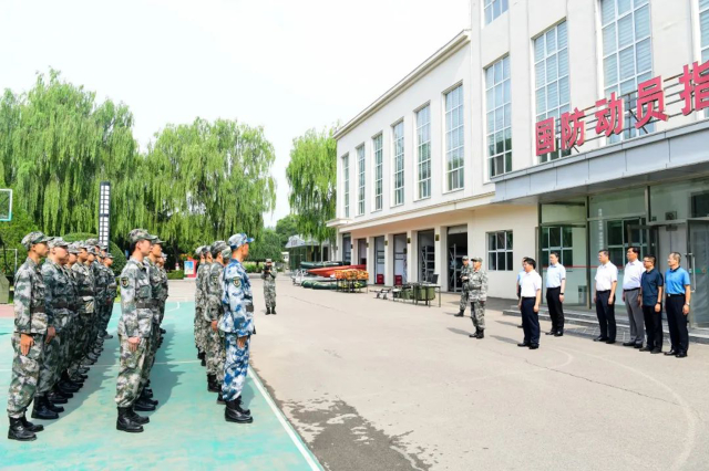 姜四清 吴秀玲等市领导走访慰问驻地部队官兵、复退军人及其他优抚对象