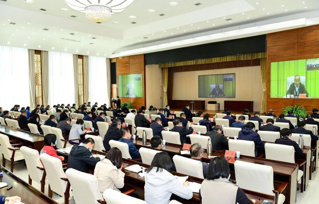 省委统战工作会议召开，市领导姜四清、吴秀玲等在朔州分会场参加