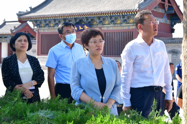 吴秀玲在应县检查节假日文旅市场和道路交通安全工作